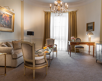 GOVERNOR  EXECUTIVE SUITE